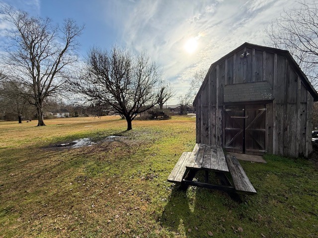 642 N Love Street Oakwood TX 75855