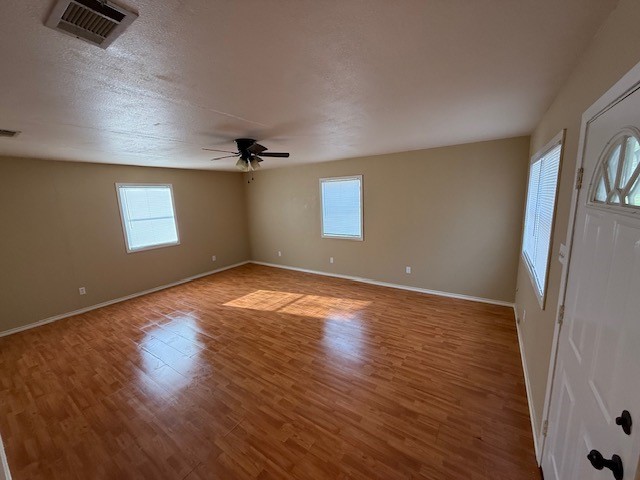 642 N Love Street Oakwood TX 75855