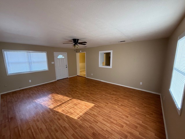 642 N Love Street Oakwood TX 75855
