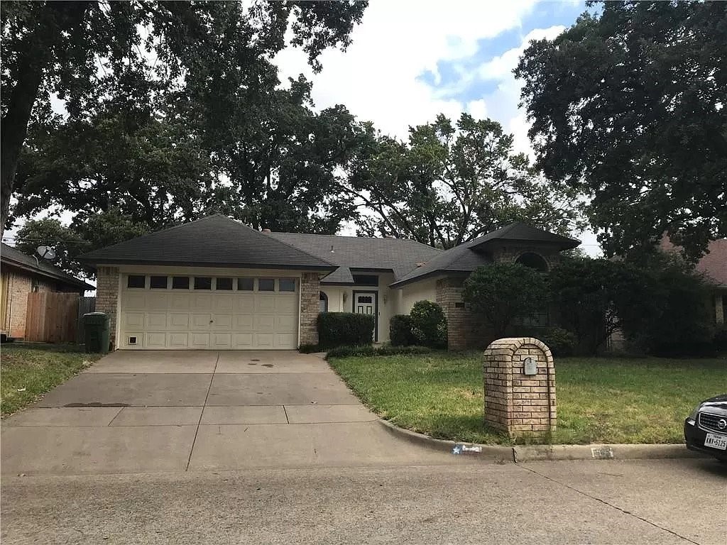 509 Baylor Drive Arlington TX 76010