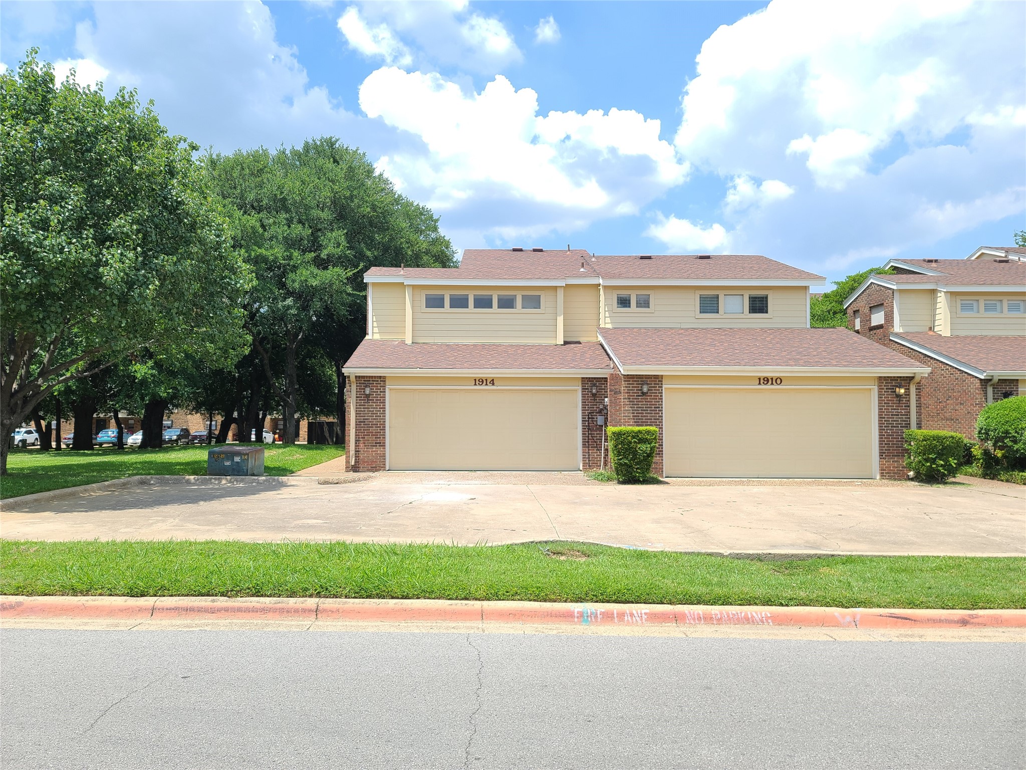 1914 Shorewood Drive Grapevine TX 76051