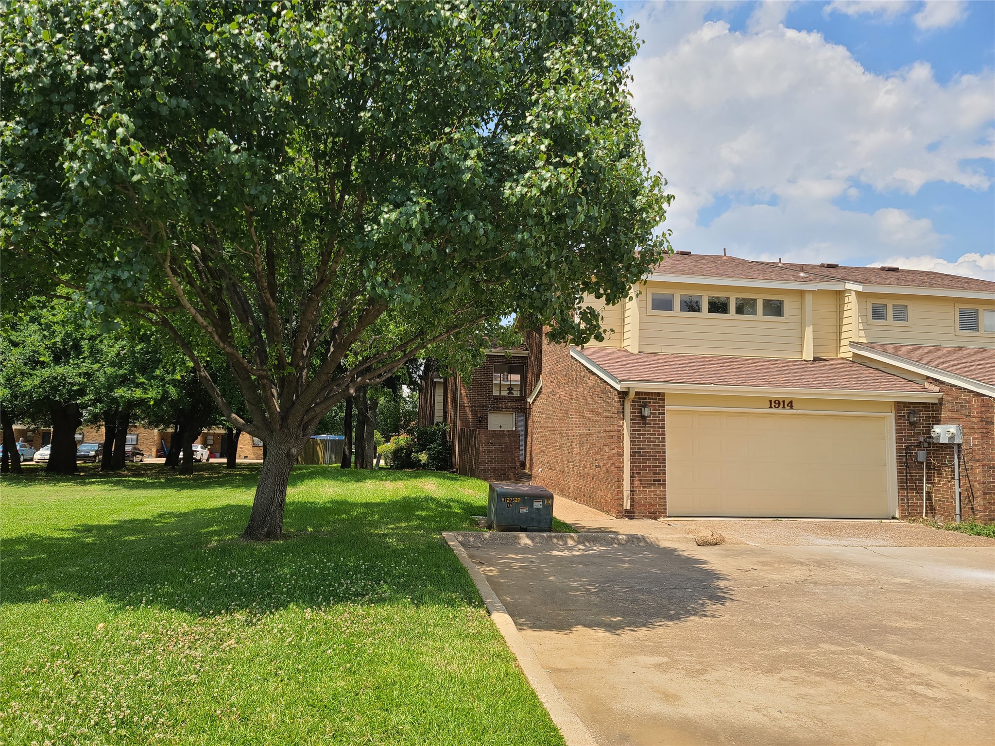 1914 Shorewood Drive Grapevine TX 76051