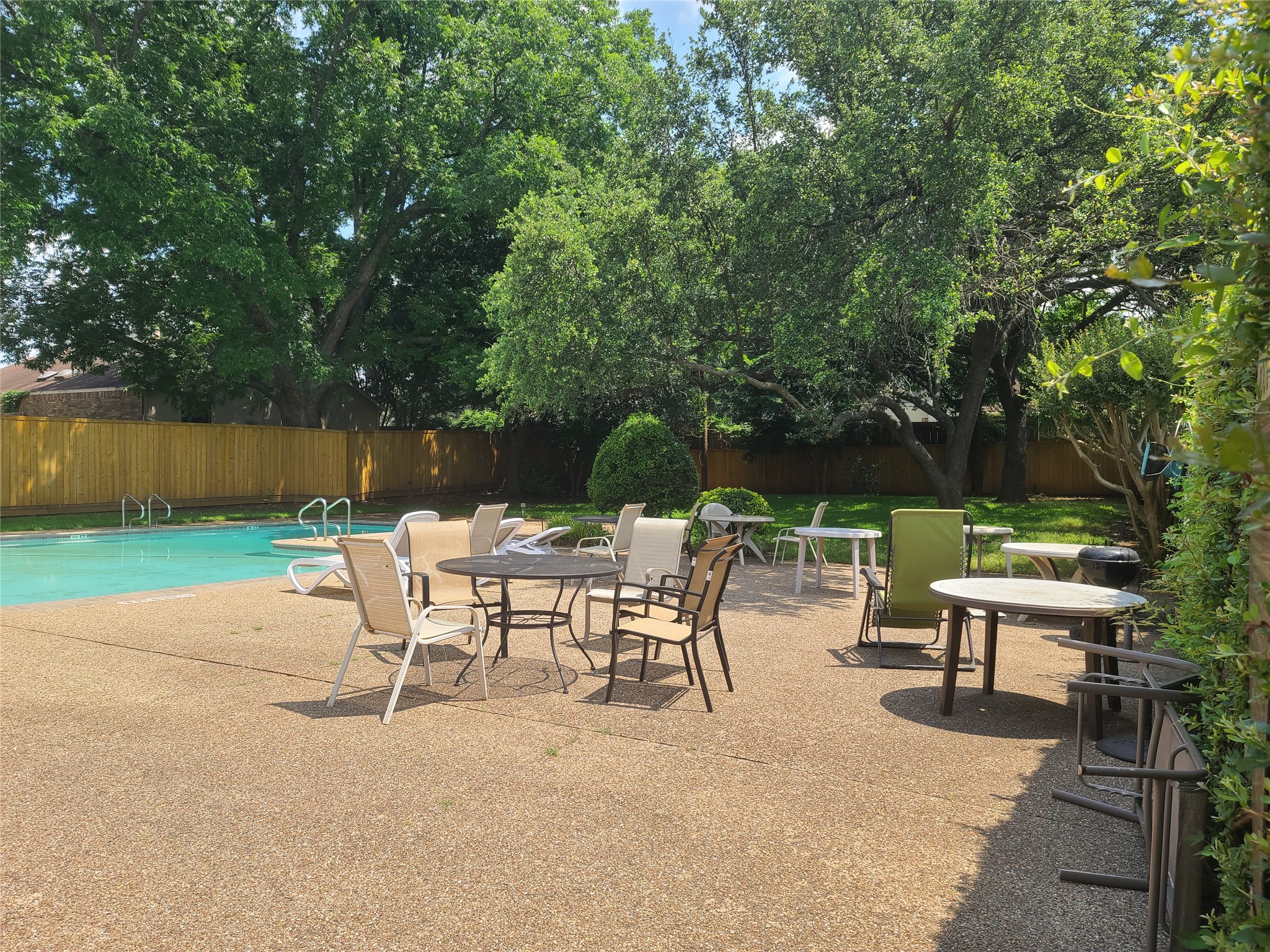 1914 Shorewood Drive Grapevine TX 76051