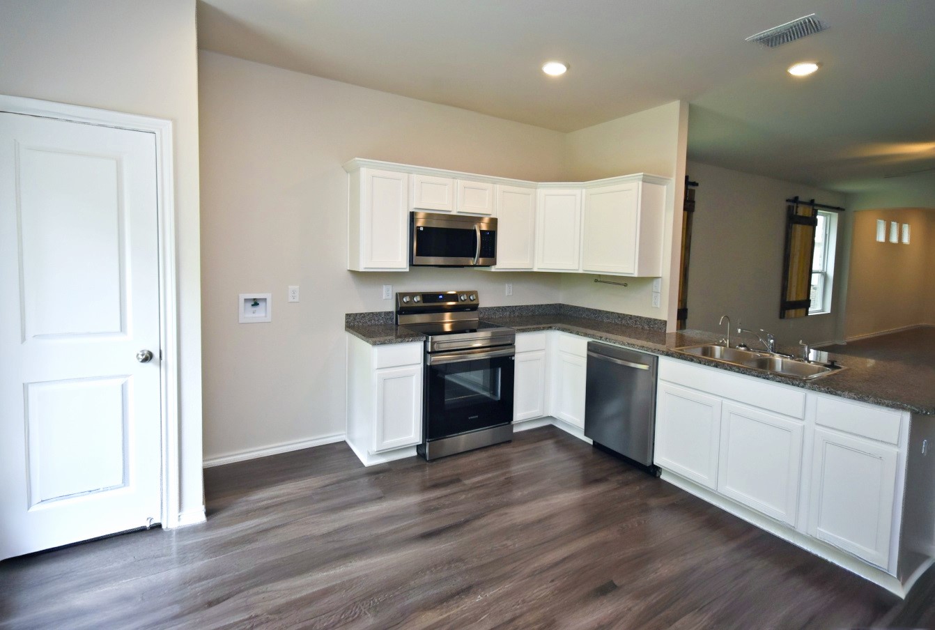 200 Blue Bird Lane Mineola TX 75773