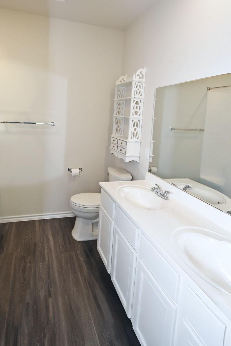 200 Blue Bird Lane Mineola TX 75773