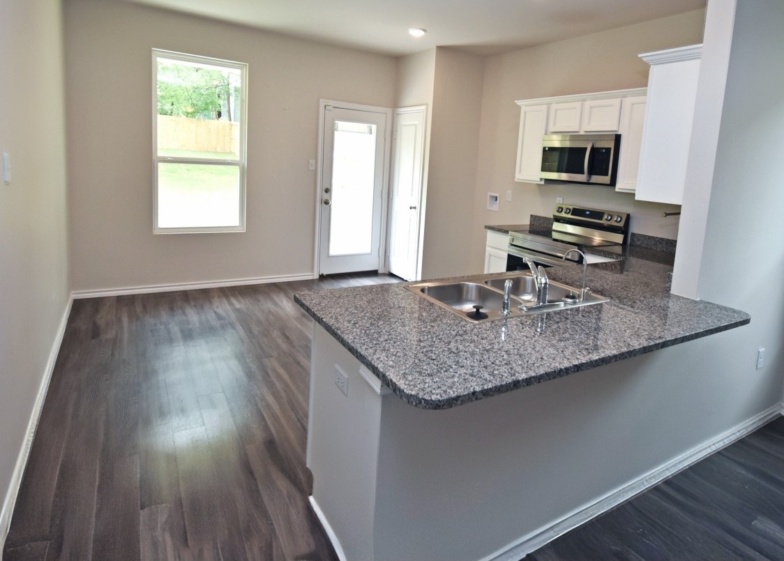 200 Blue Bird Lane Mineola TX 75773