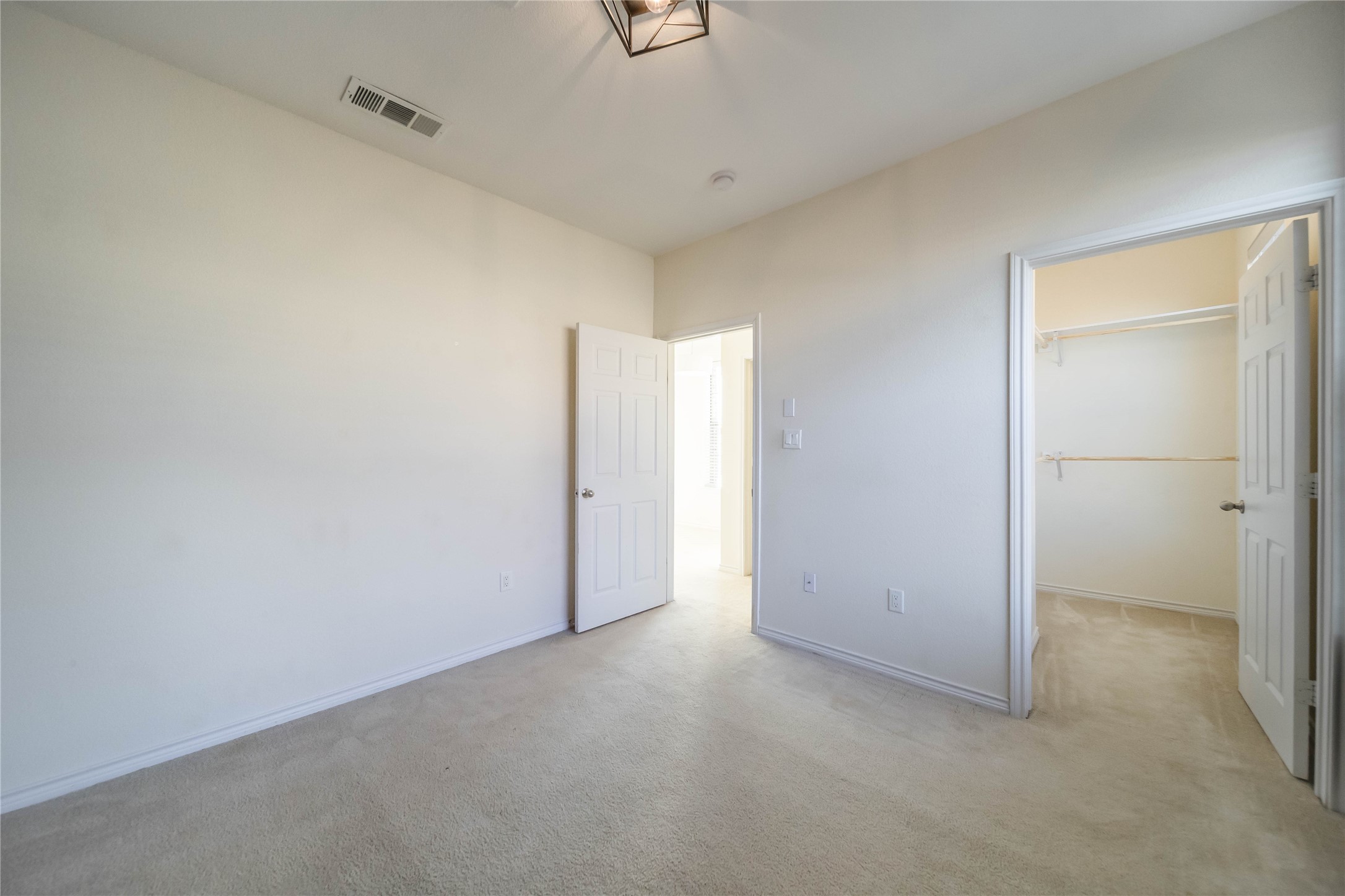 2002 Azure Pointe Richardson TX 75080