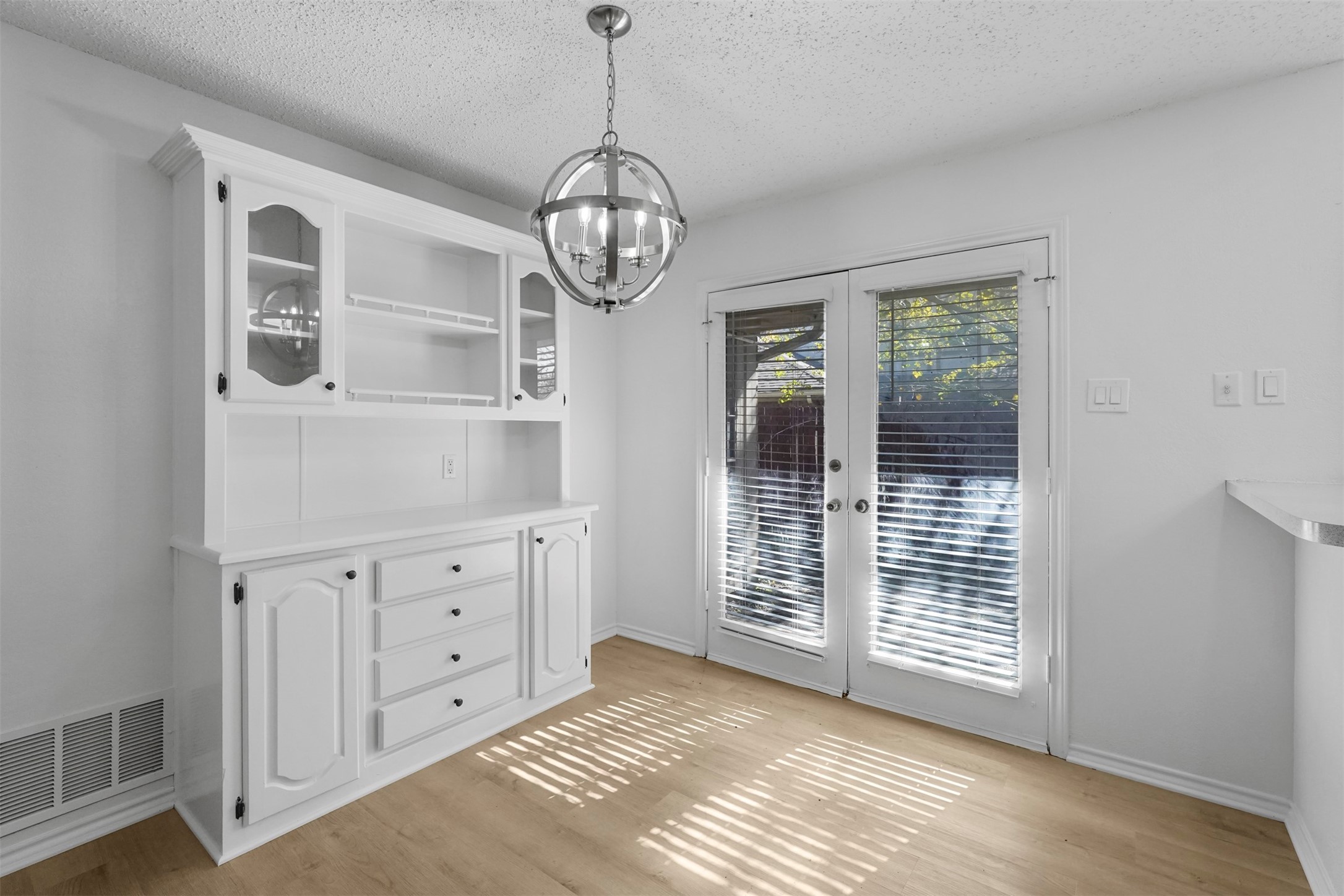 4033 Saint Christopher Lane Dallas TX 75287
