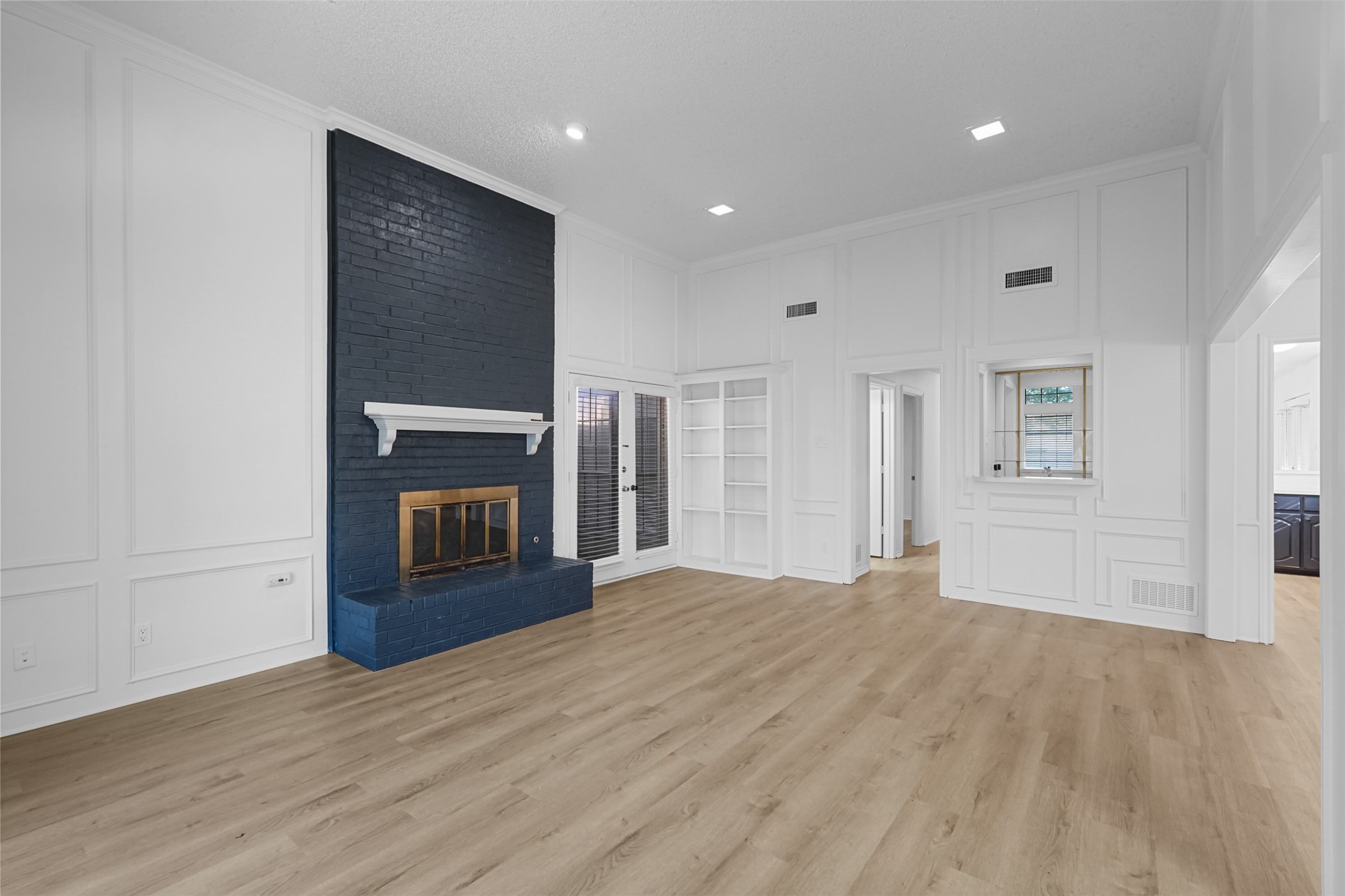4033 Saint Christopher Lane Dallas TX 75287