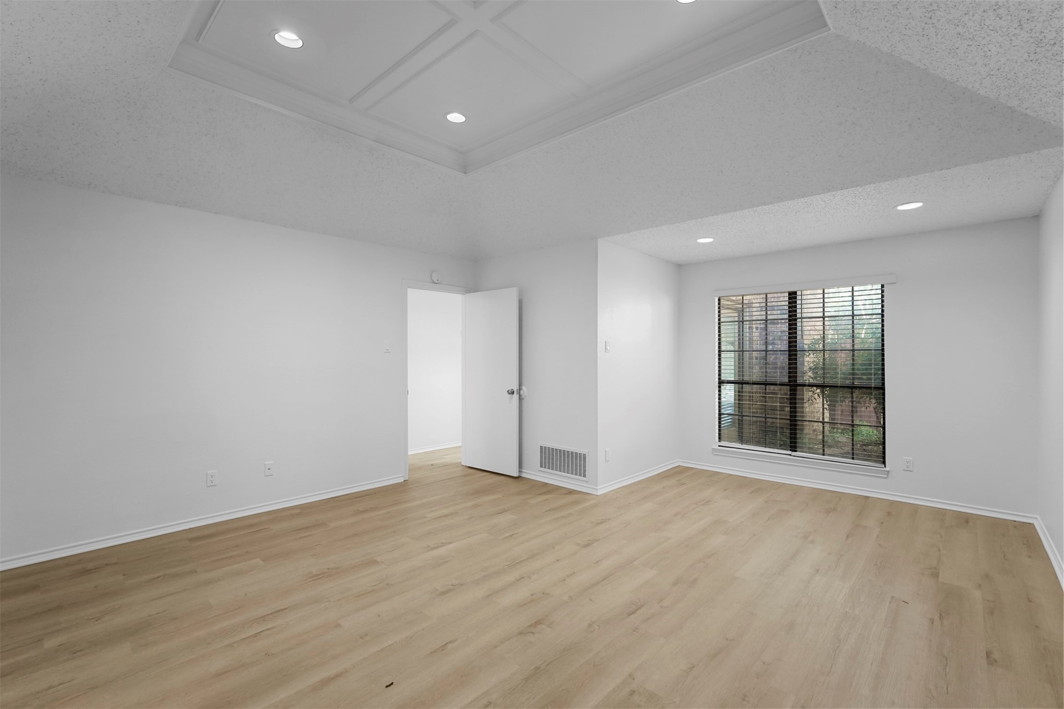 4033 Saint Christopher Lane Dallas TX 75287