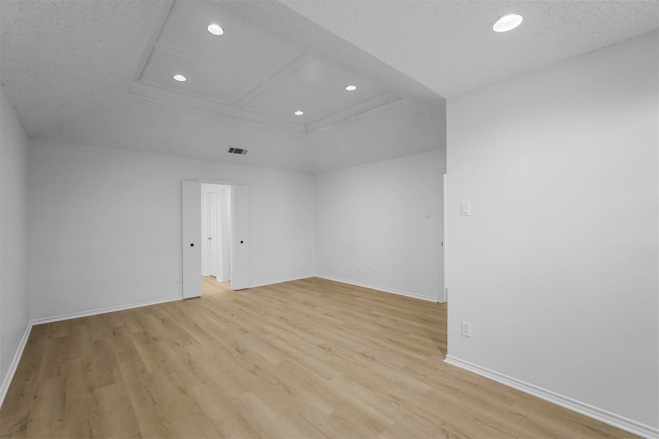 4033 Saint Christopher Lane Dallas TX 75287