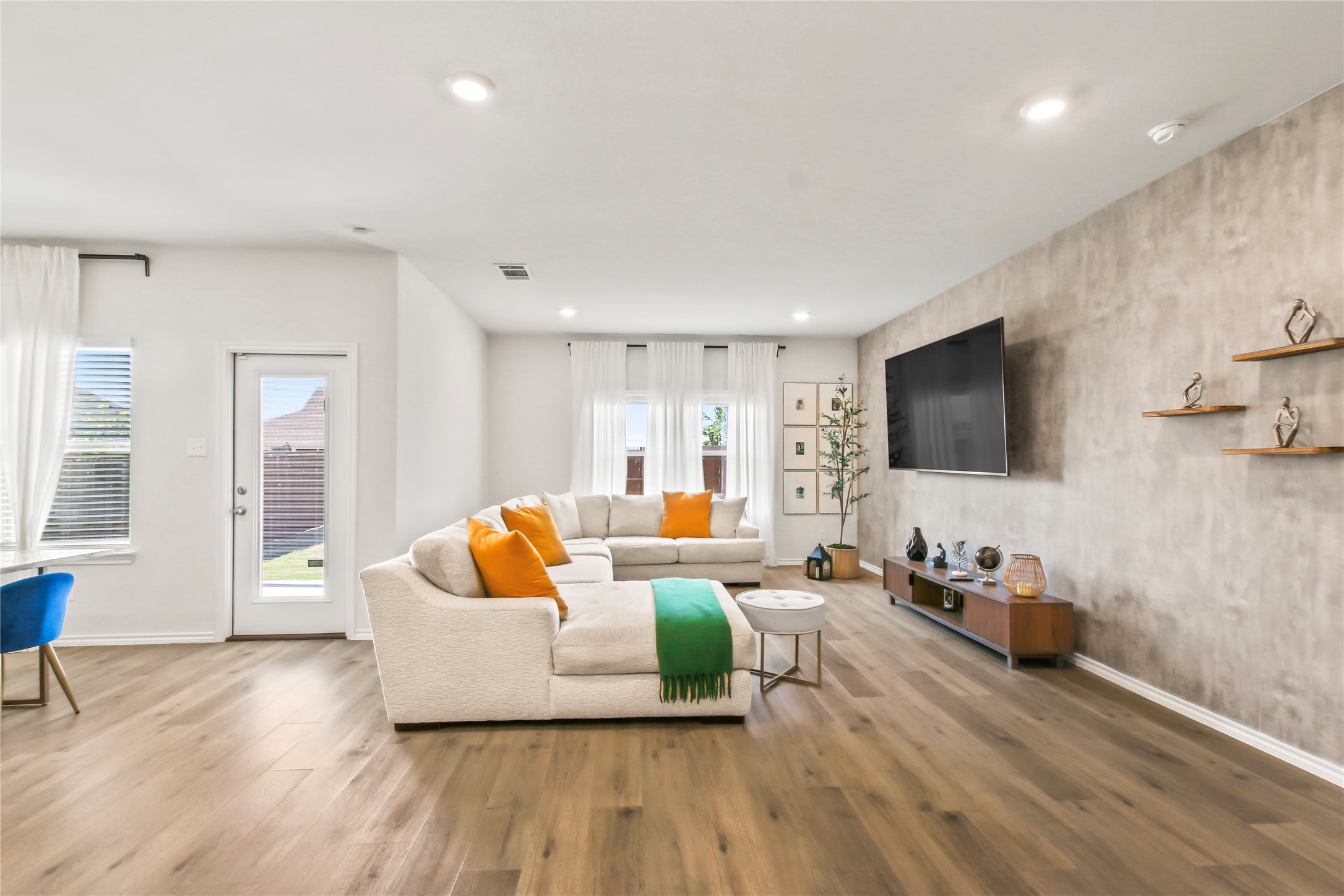 755 Amelia Court Pilot Point TX 76258