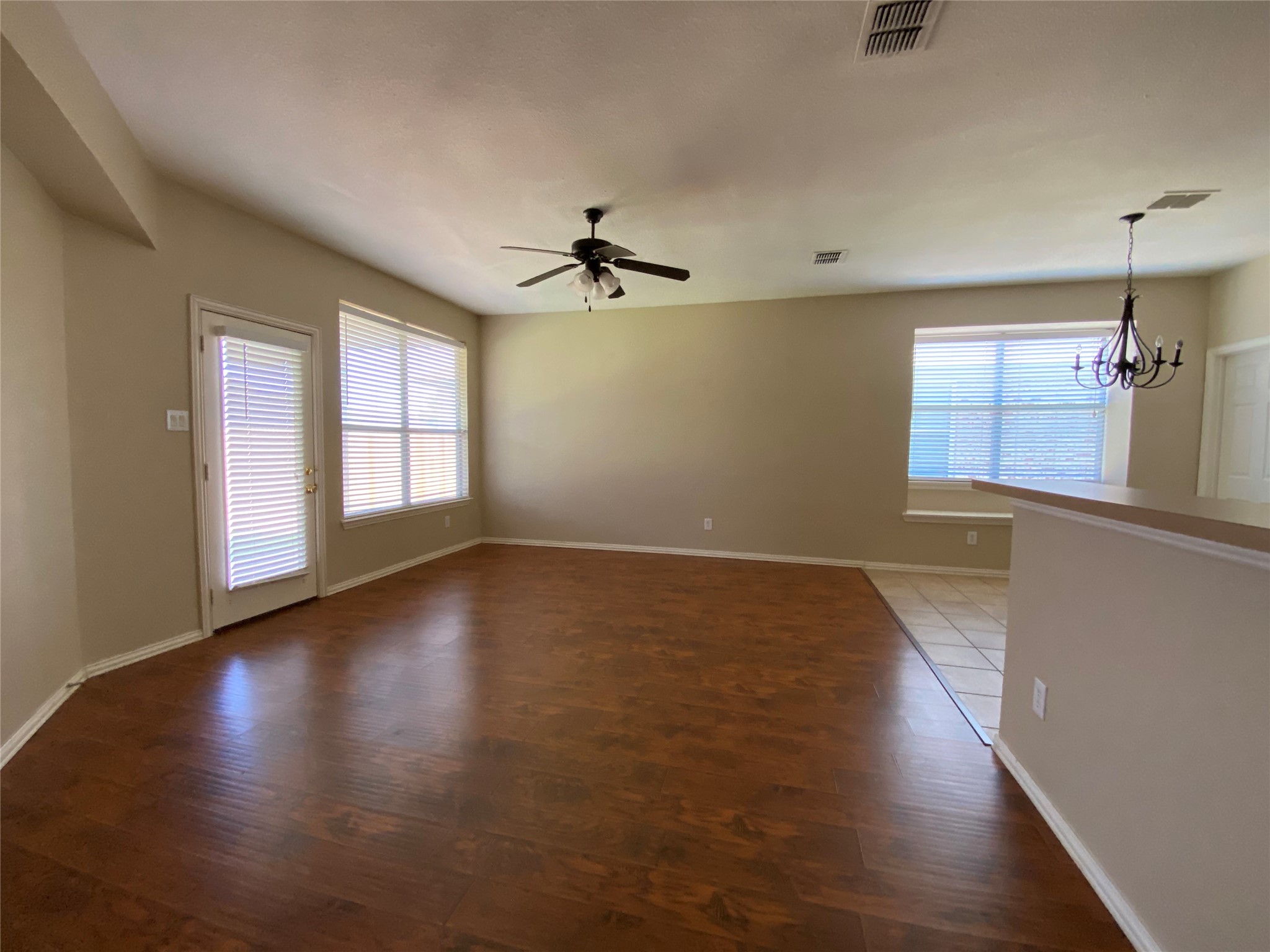 513 Jefferson Lane Lake Dallas TX 75065
