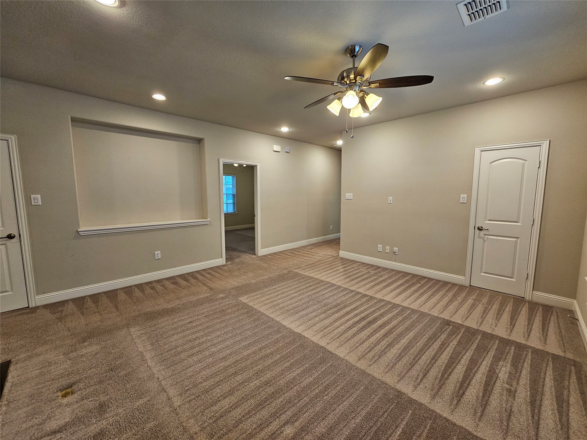 988 Shadyside Lane Dallas TX 75223