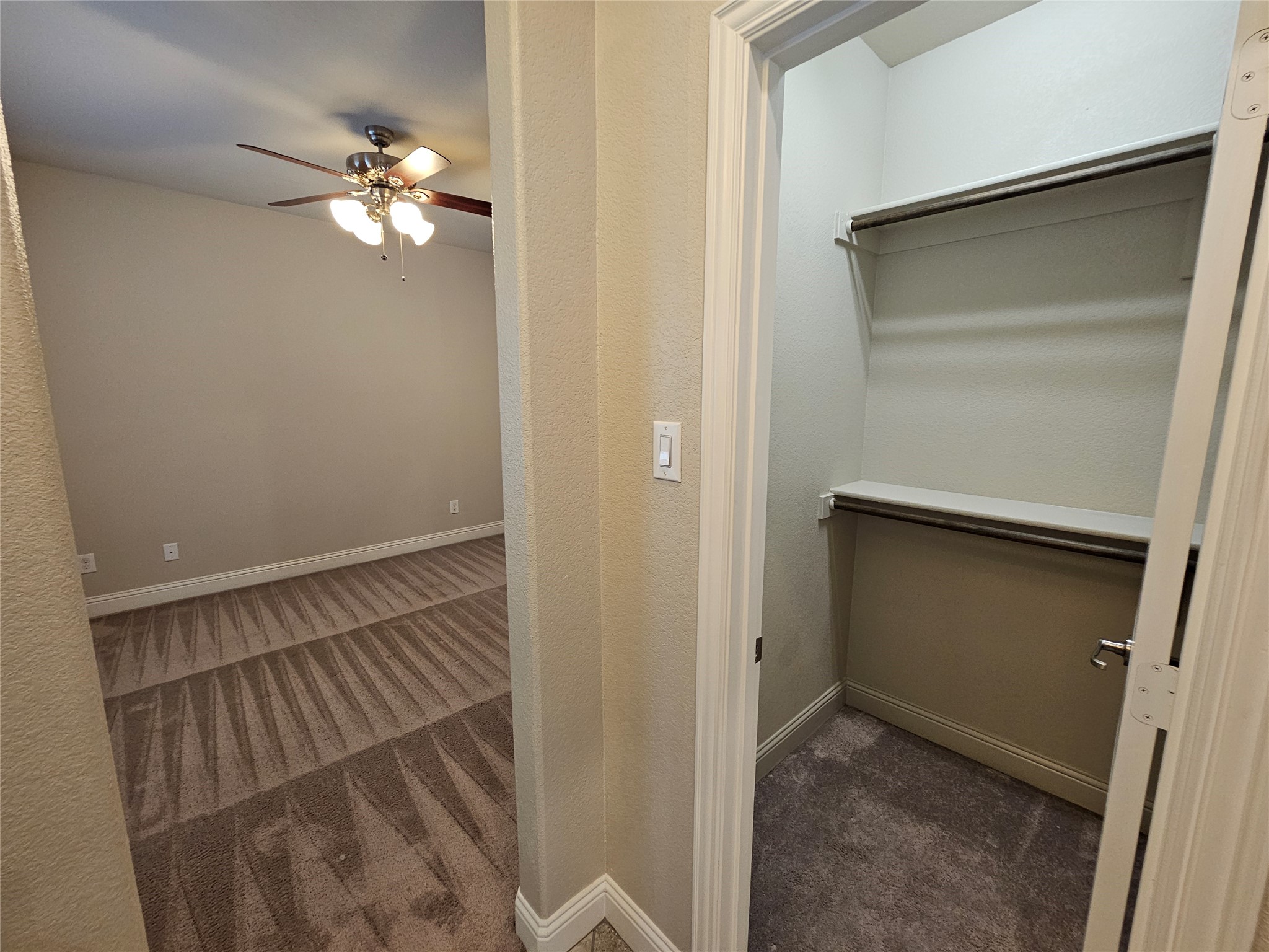 988 Shadyside Lane Dallas TX 75223