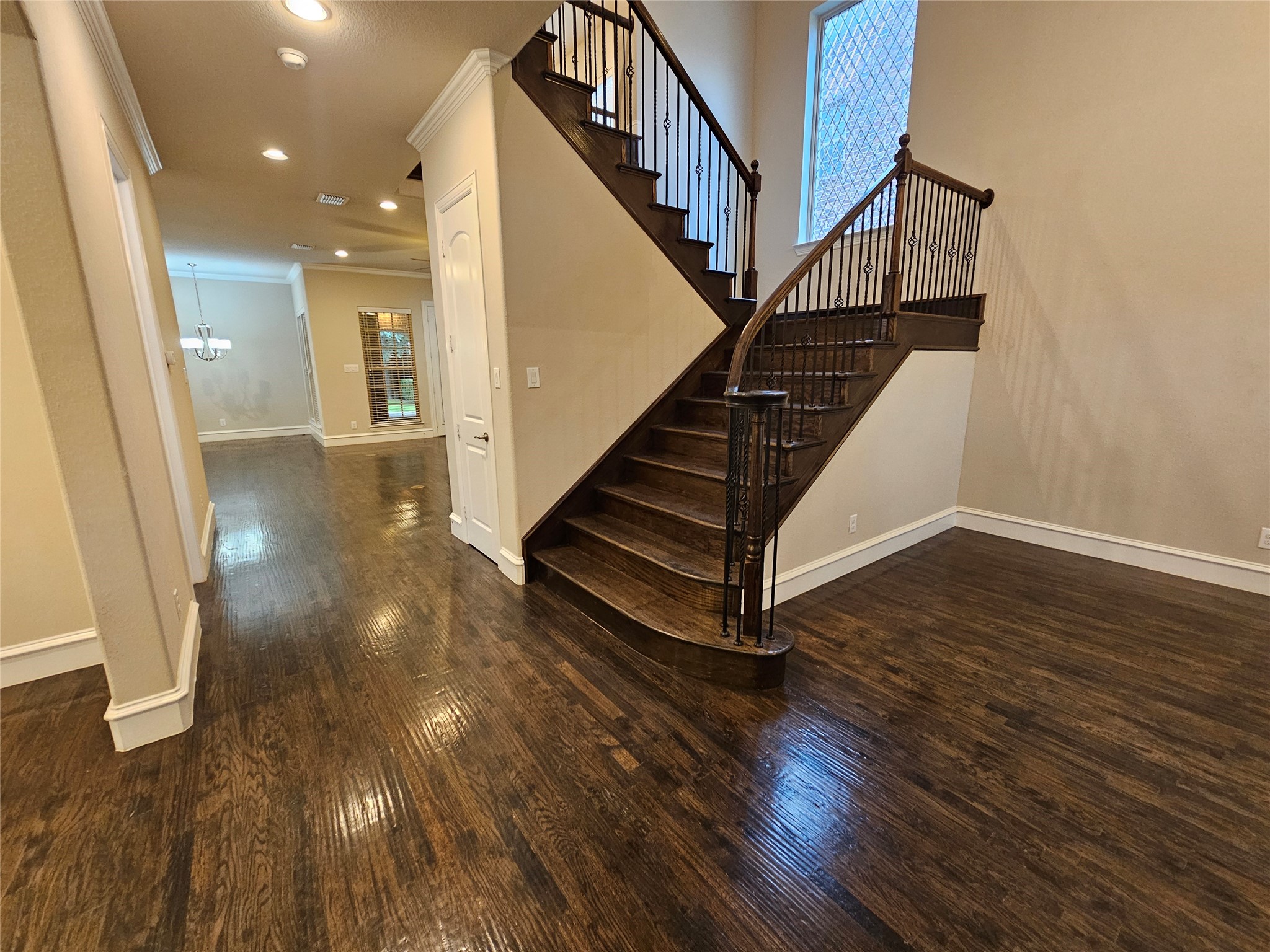 988 Shadyside Lane Dallas TX 75223
