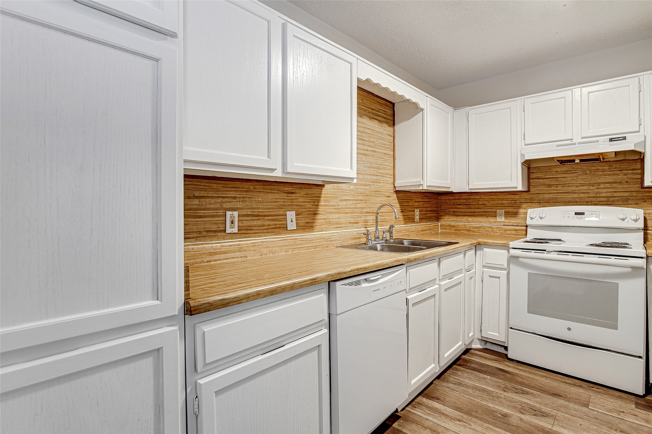 1312 Ridge Run Street Cleburne TX 76033