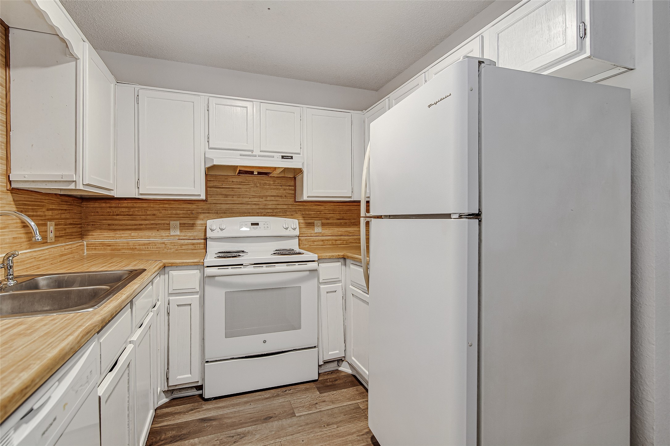 1312 Ridge Run Street Cleburne TX 76033