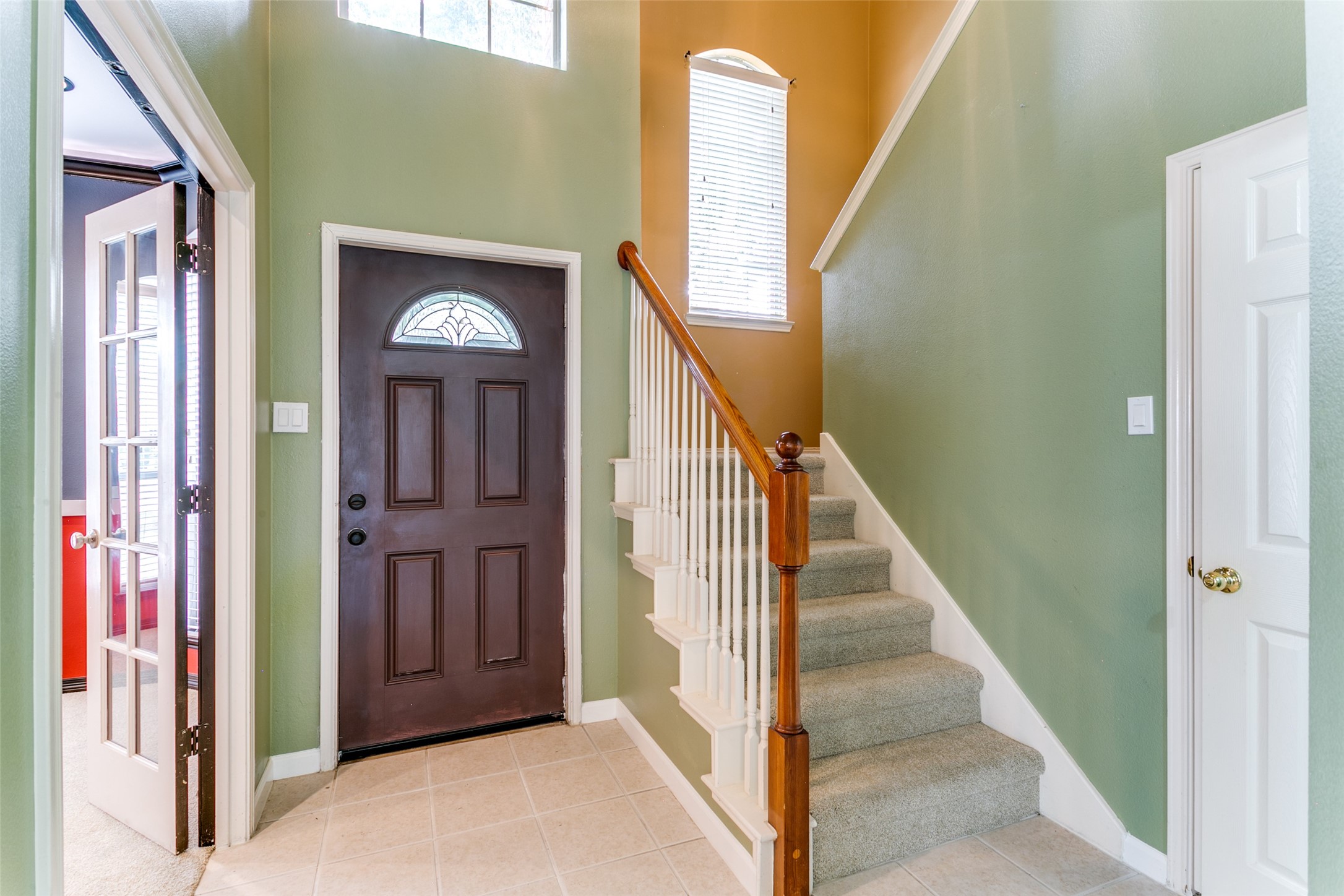211 Patriot Lane Euless TX 76040