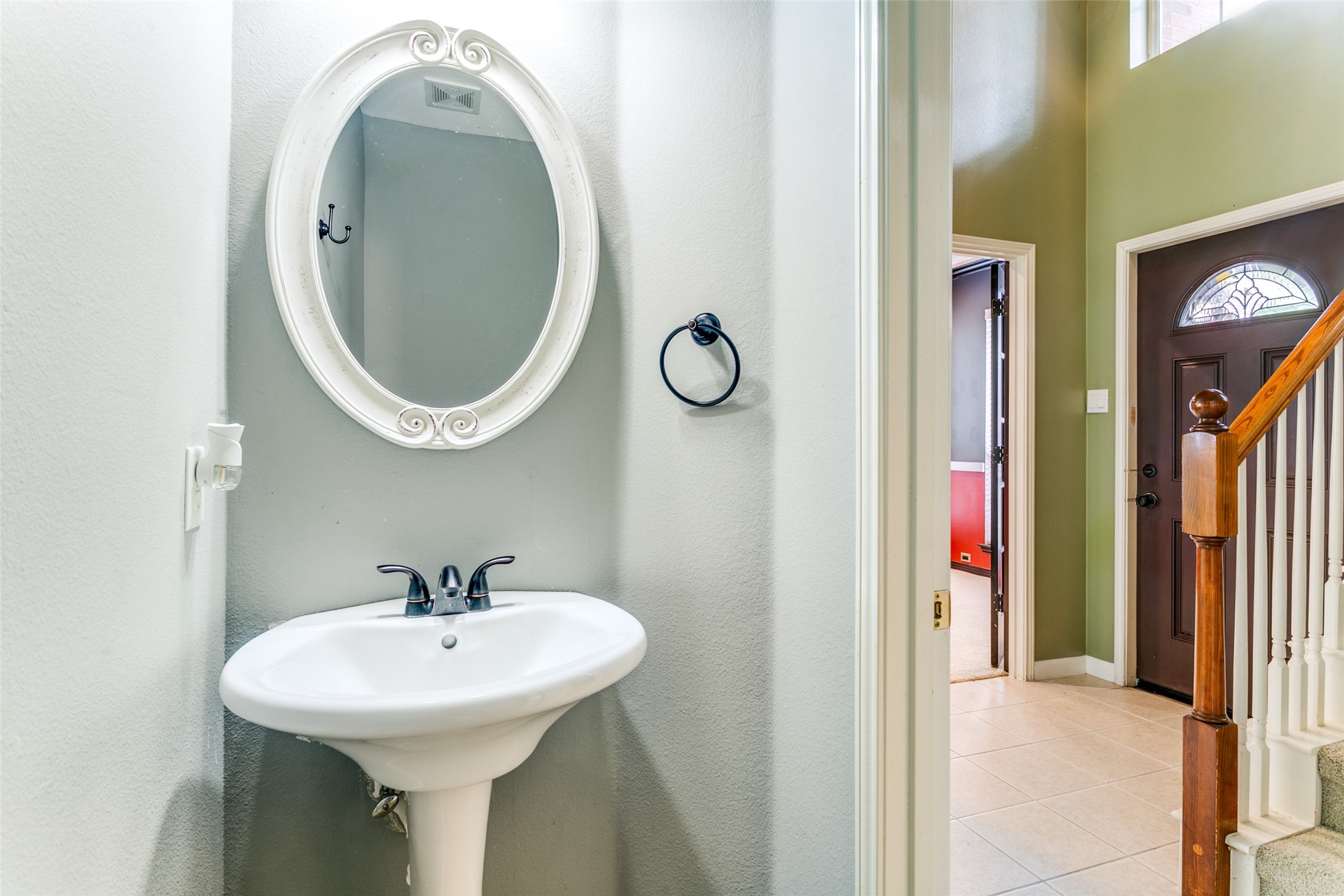 211 Patriot Lane Euless TX 76040