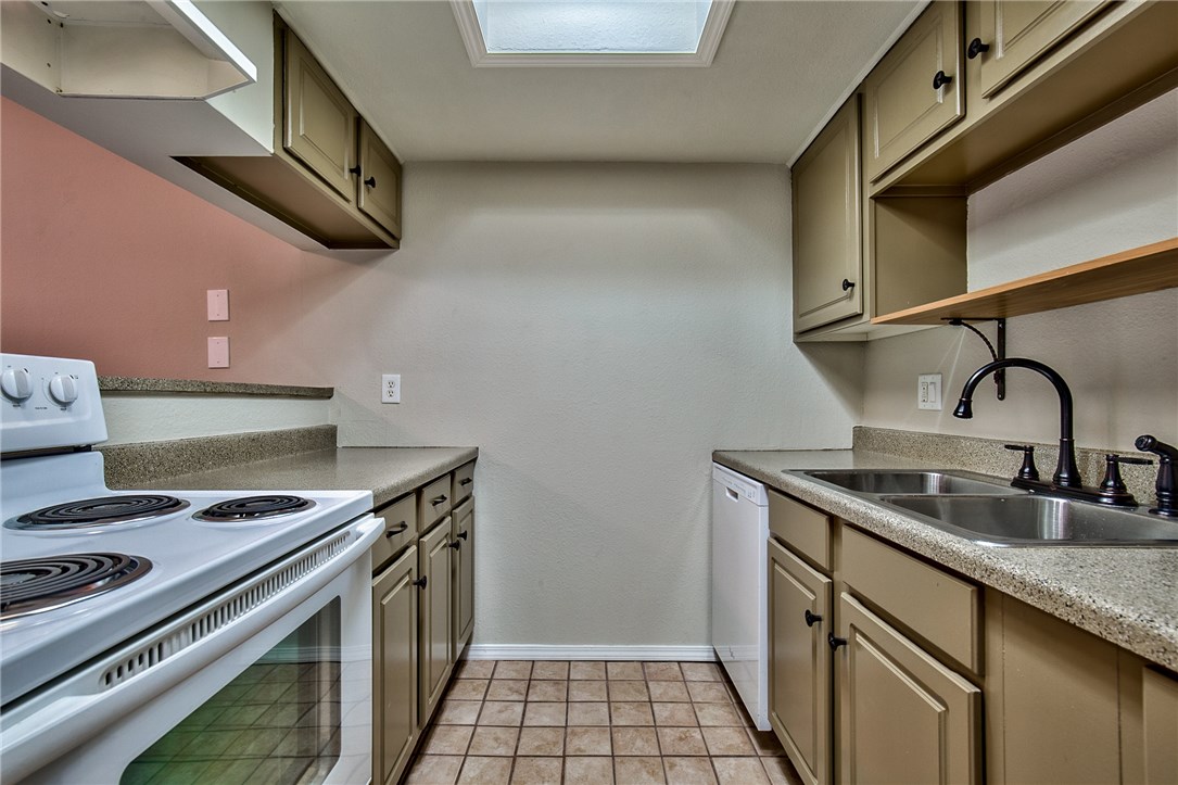 5823 Harvest Hill Road Dallas TX 75230