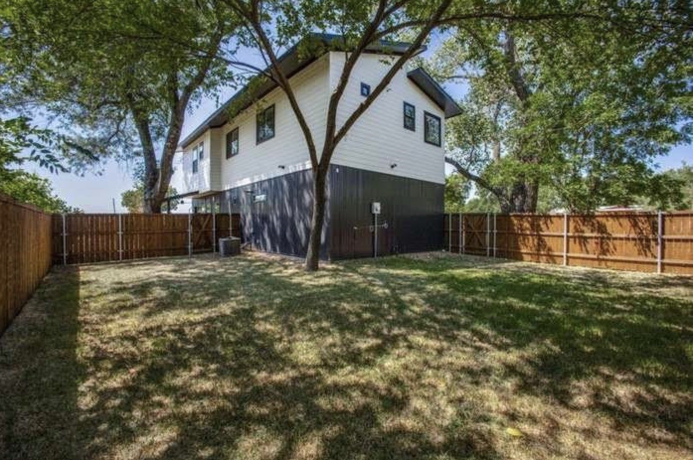 10803 Mandalay Drive Dallas TX 75228