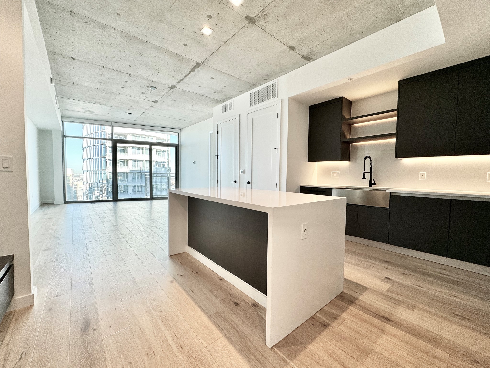 1801 N Pearl Street Dallas TX 75201