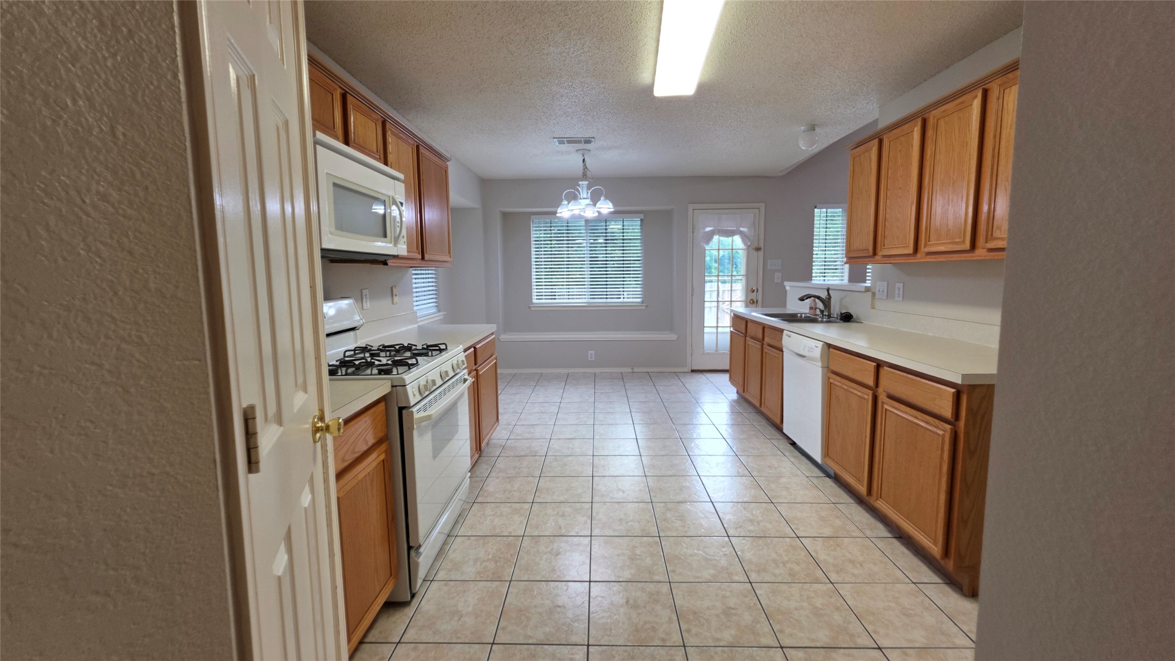 1268 Topeka Drive Saginaw TX 76131