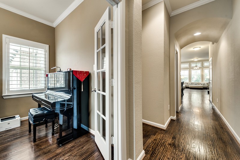 2021 Garden Park Court Richardson TX 75080