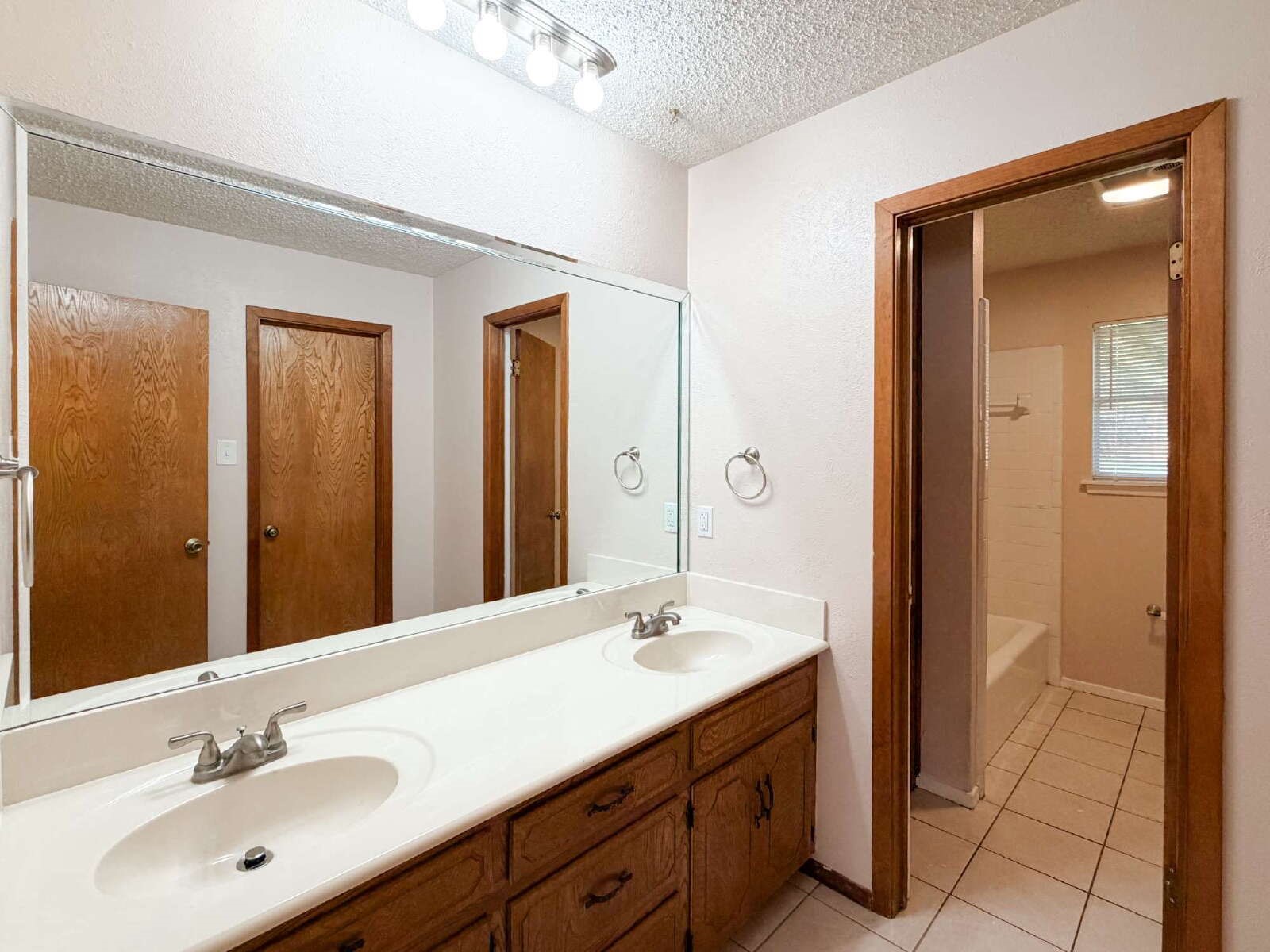 3708 Holland Drive North Richland Hills TX 76180
