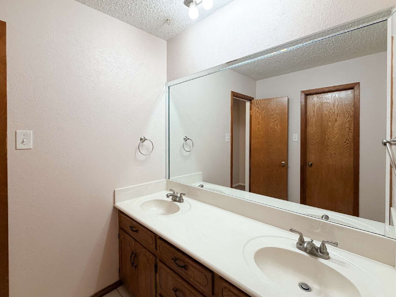 3708 Holland Drive North Richland Hills TX 76180
