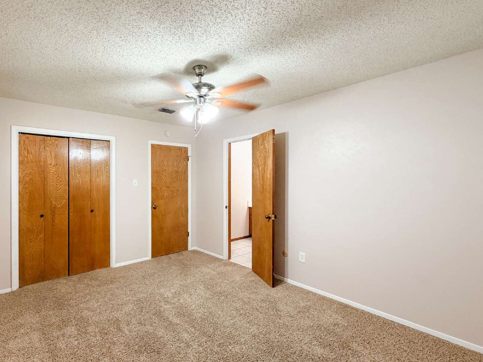 3708 Holland Drive North Richland Hills TX 76180