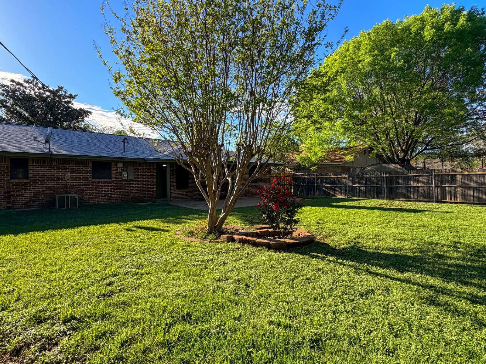 3708 Holland Drive North Richland Hills TX 76180