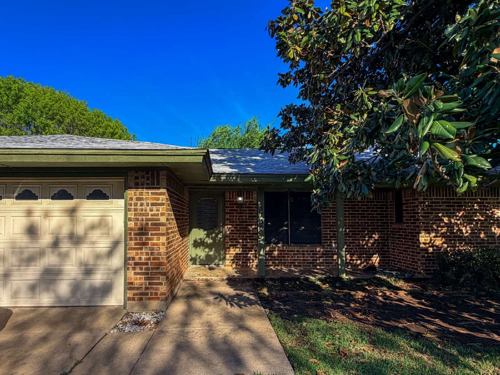 3708 Holland Drive North Richland Hills TX 76180