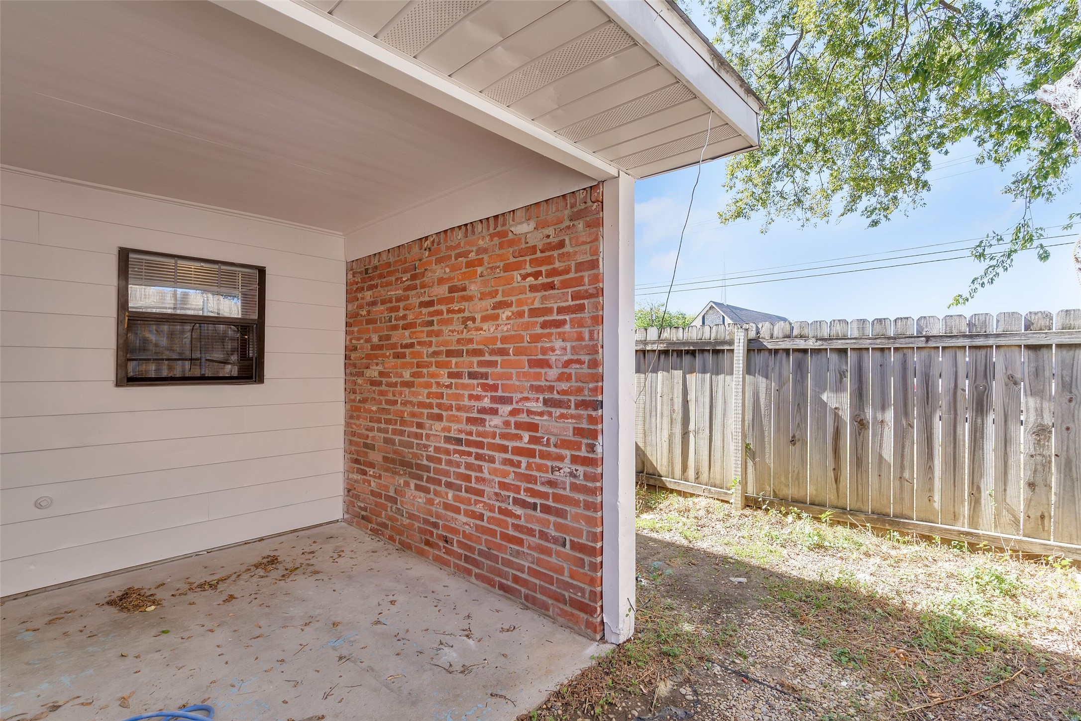 210 Rolston Road Irving TX 75060