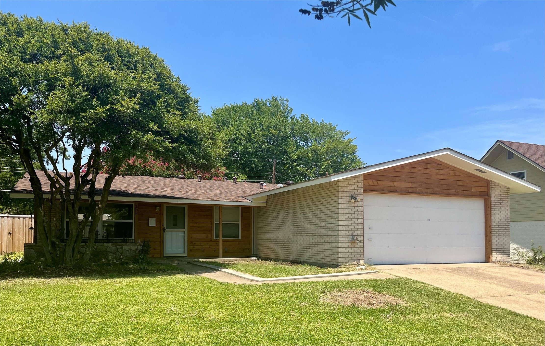 802 Kingswood Avenue Richardson TX 75080