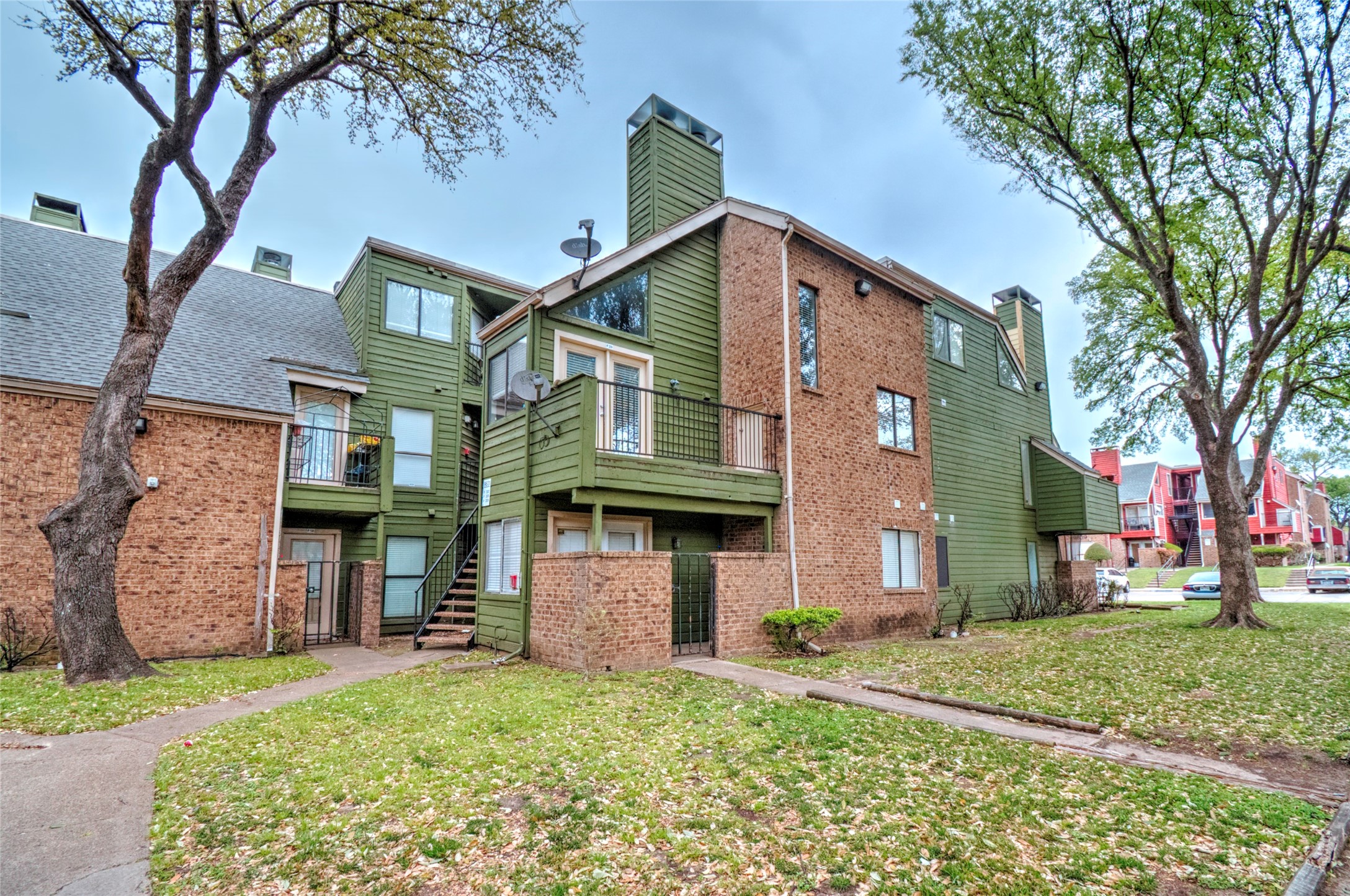 9831 Walnut Street Dallas TX 75243