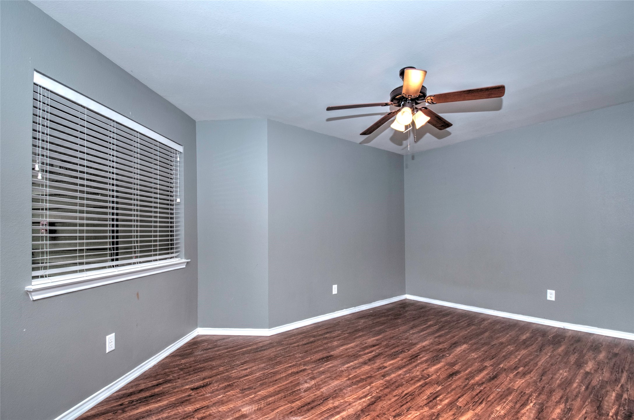 9831 Walnut Street Dallas TX 75243