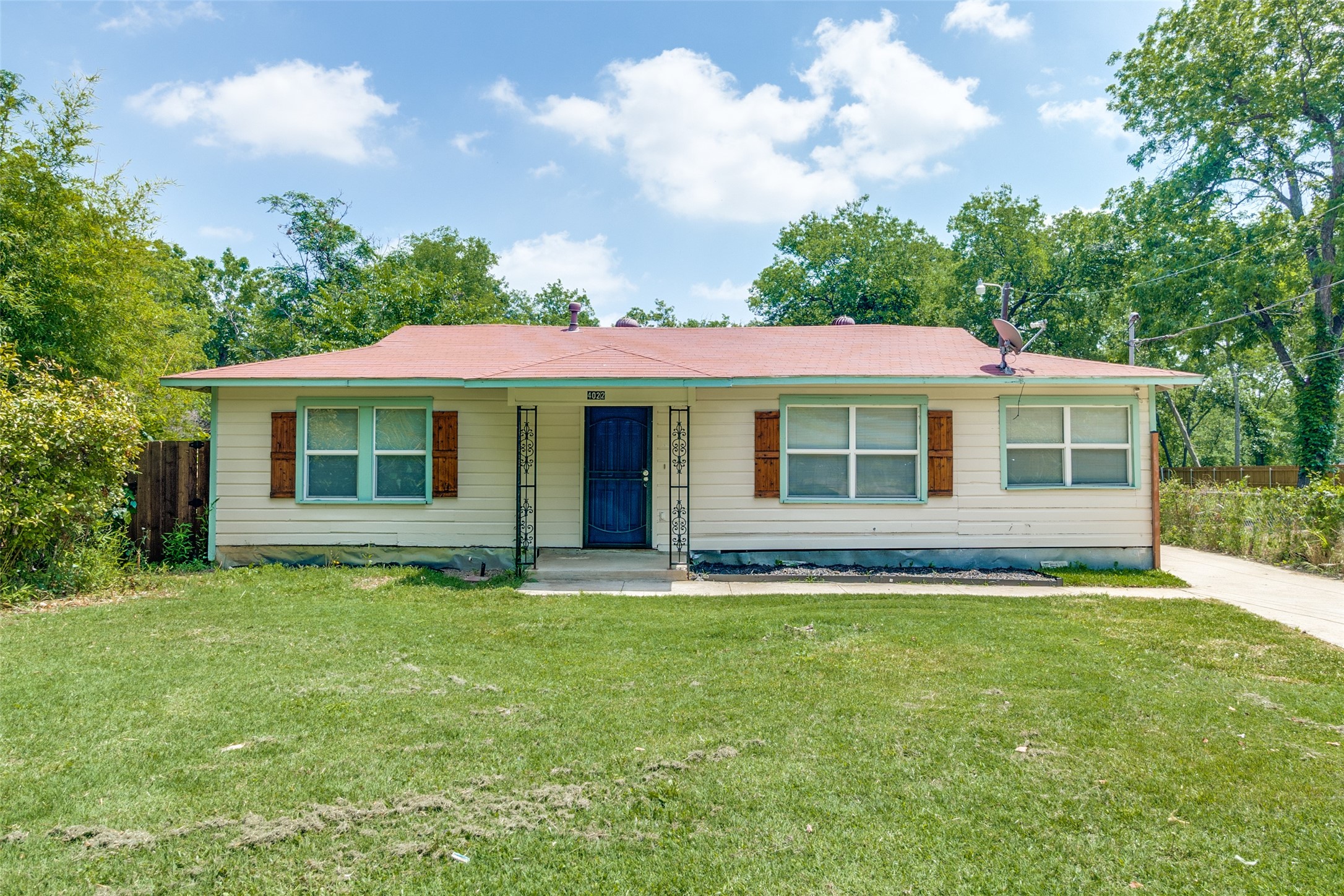 4022 Baker Avenue Dallas TX 75212