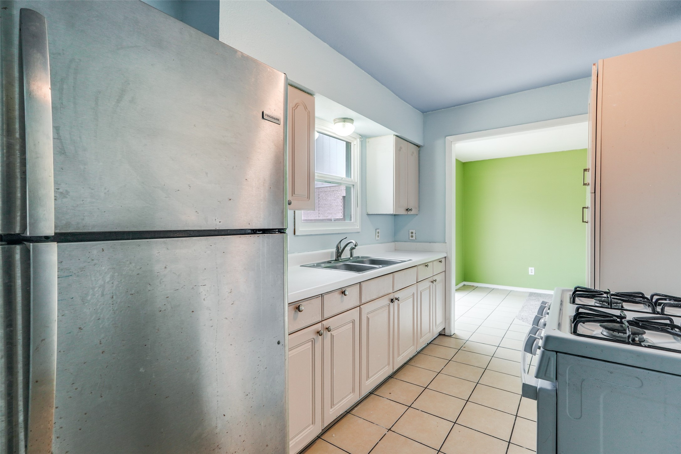4022 Baker Avenue Dallas TX 75212