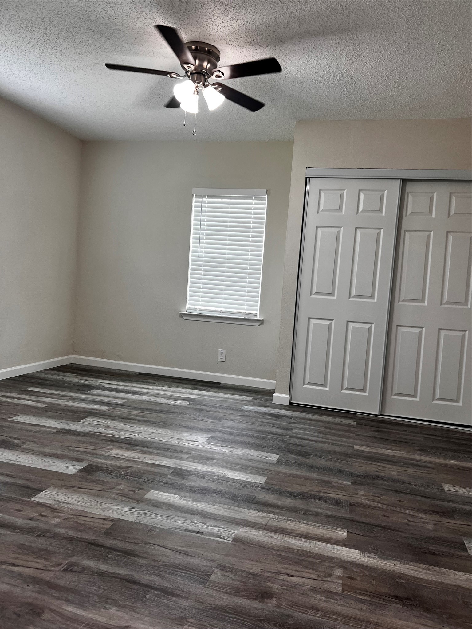2839 E Overton Road Dallas TX 75216