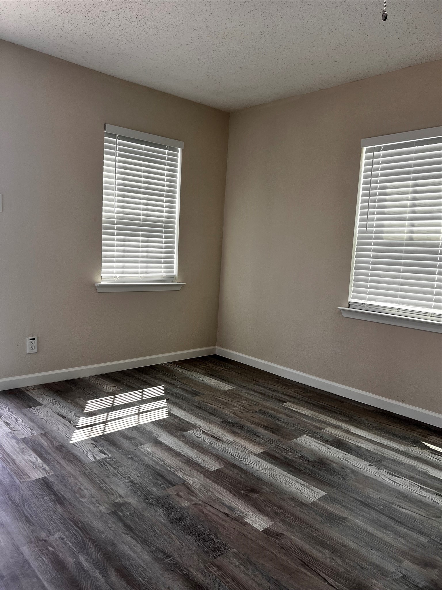 2839 E Overton Road Dallas TX 75216