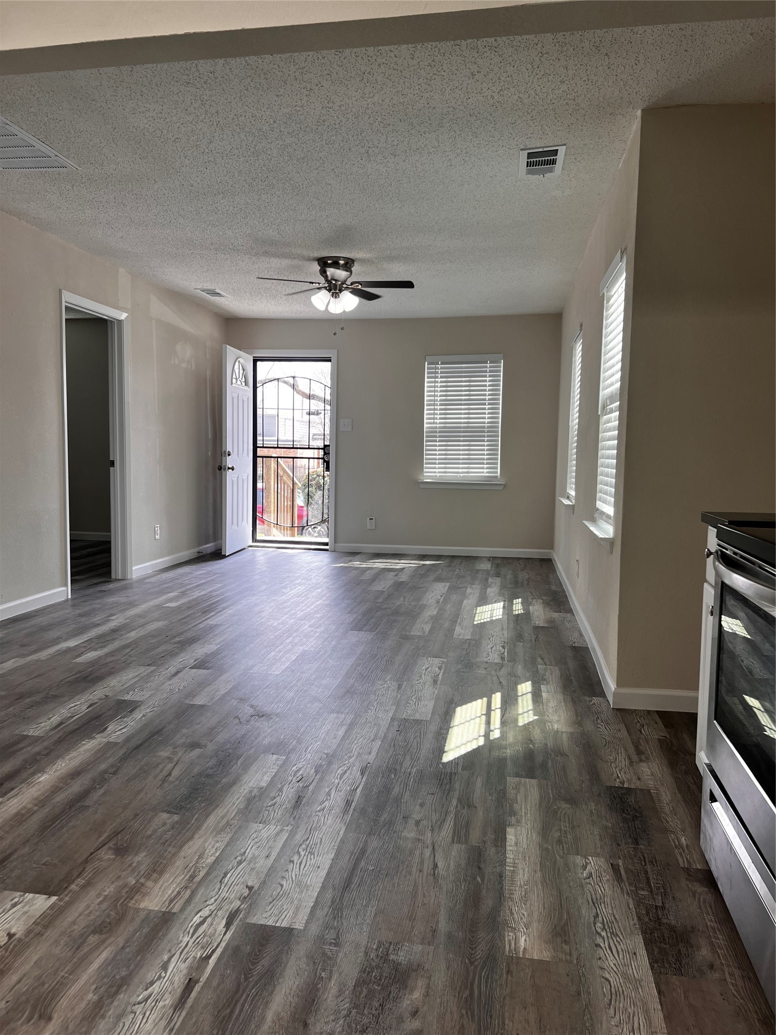 2839 E Overton Road Dallas TX 75216