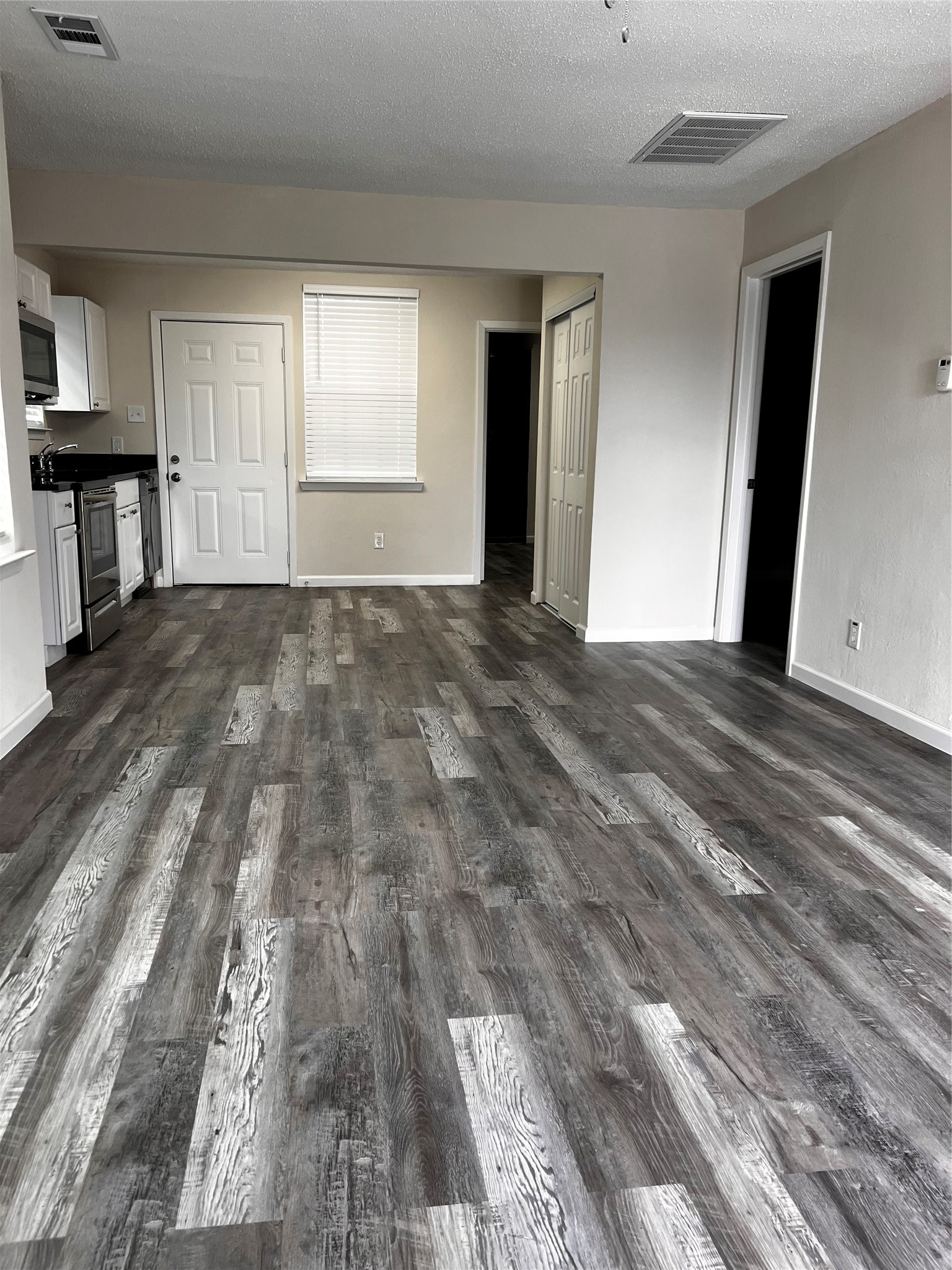 2839 E Overton Road Dallas TX 75216
