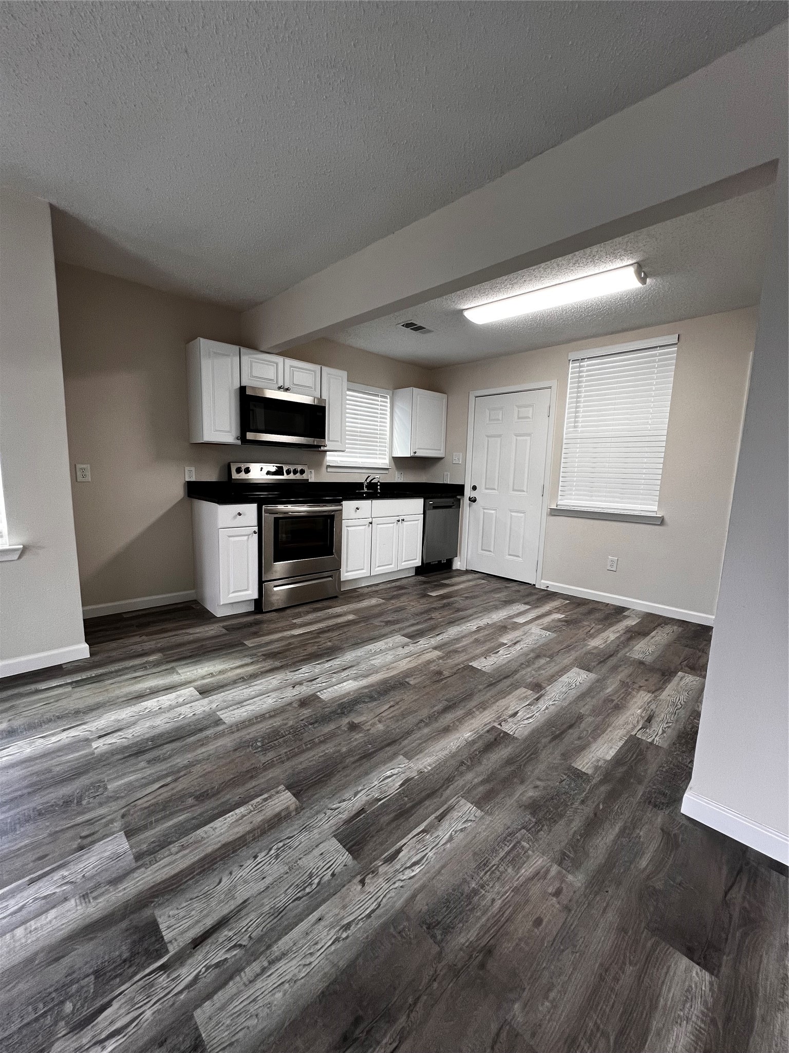 2839 E Overton Road Dallas TX 75216