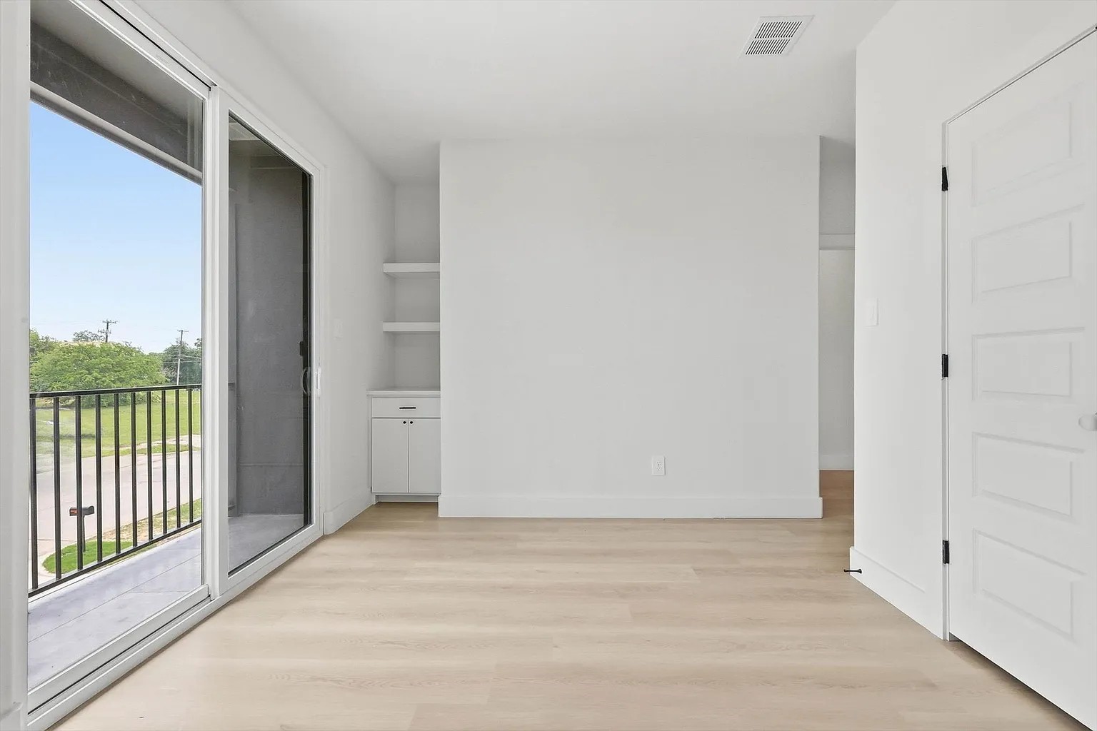 2501 Merlin Street Dallas TX 75215