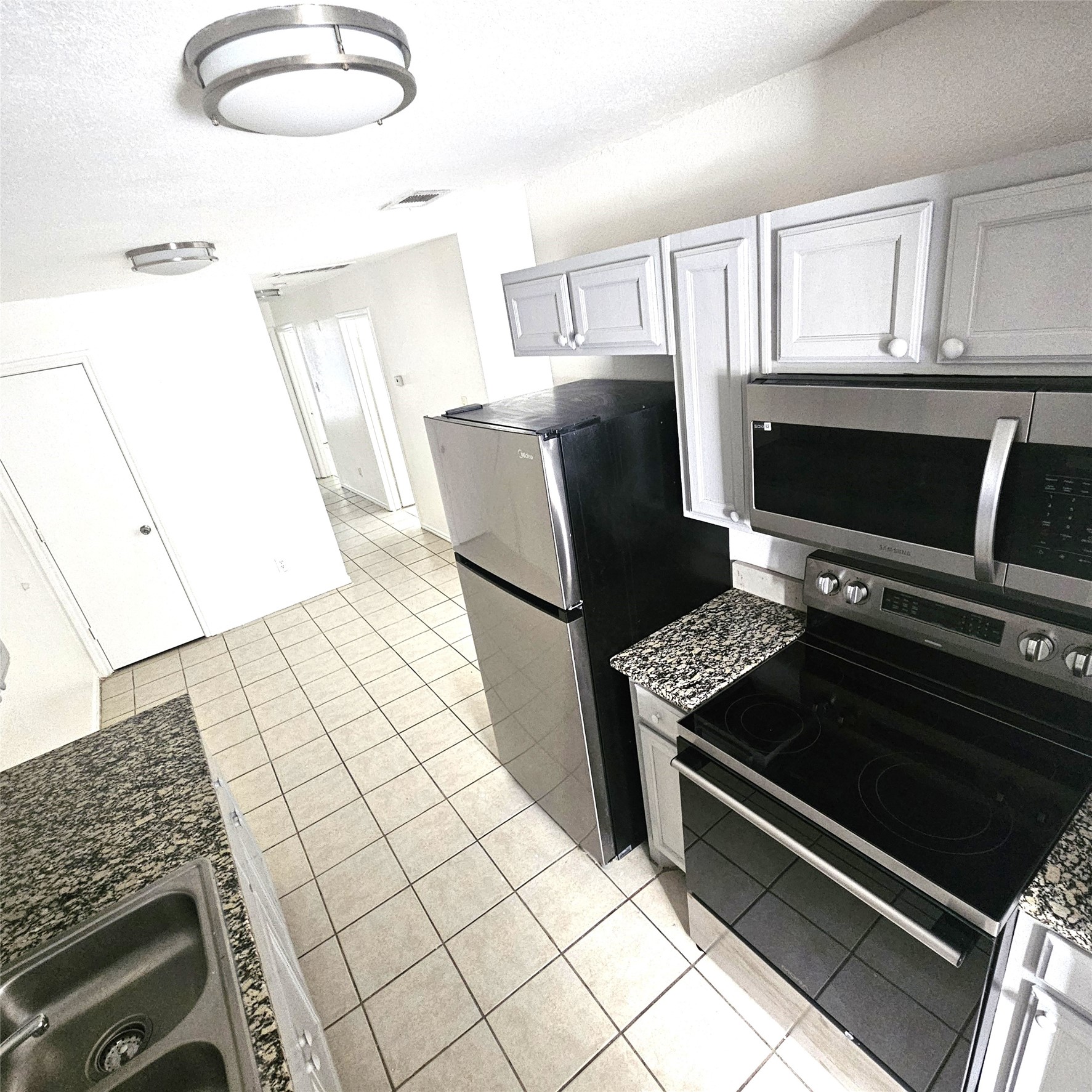 2839 Avenue J Fort Worth TX 76105