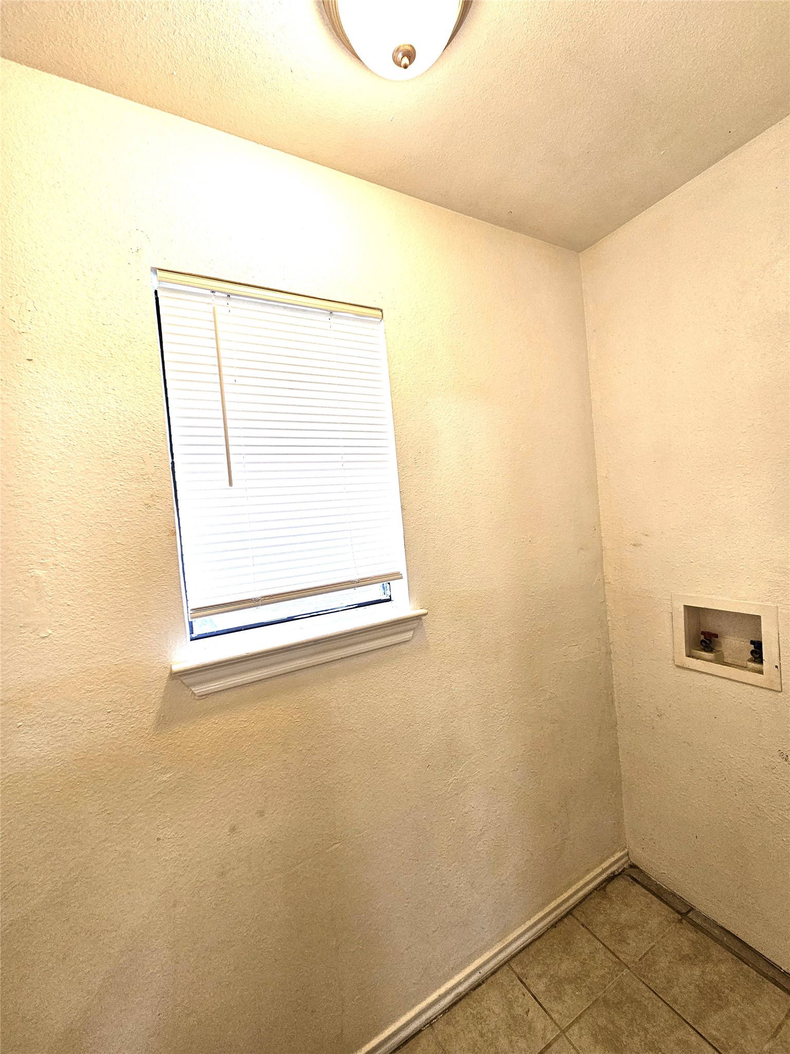 2839 Avenue J Fort Worth TX 76105