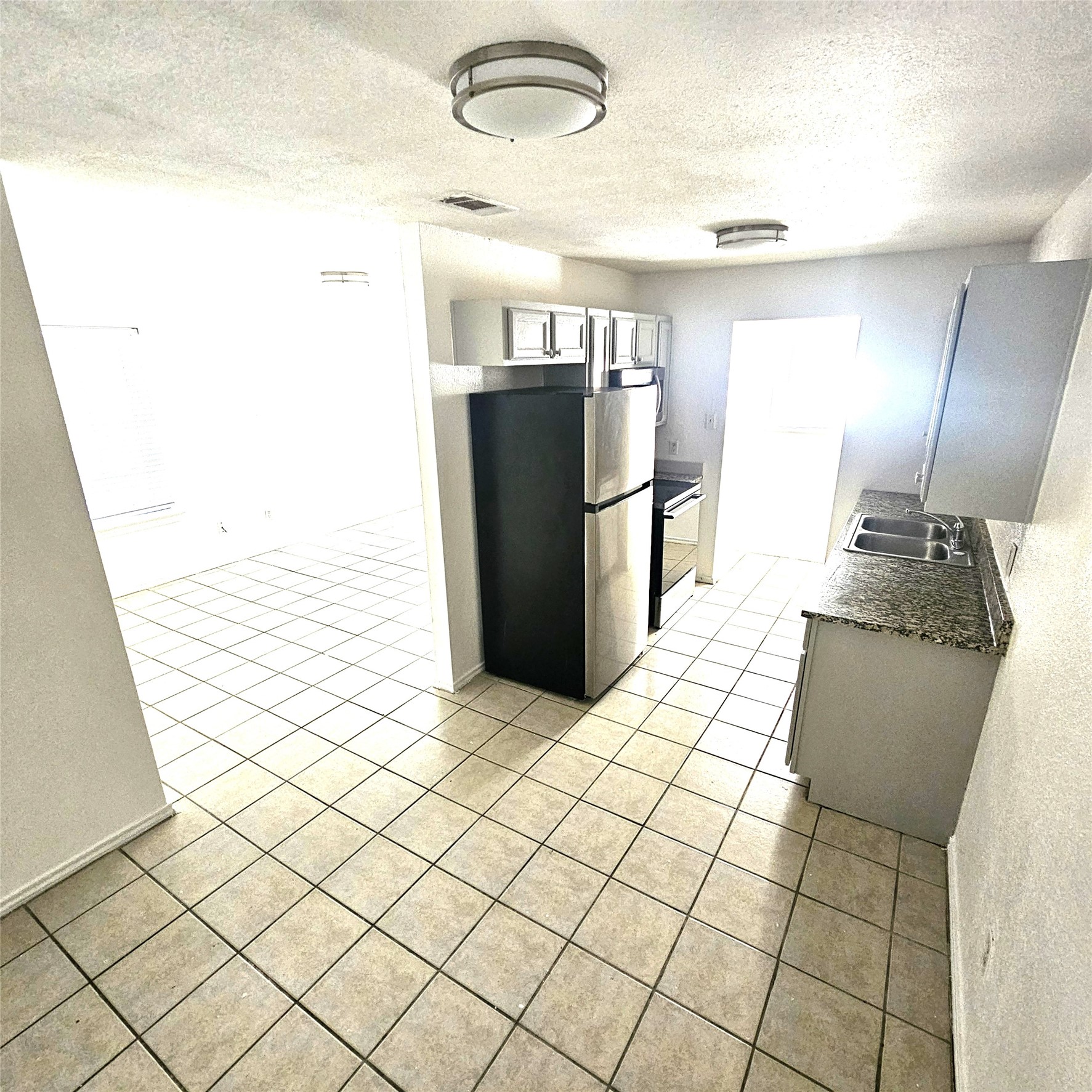 2839 Avenue J Fort Worth TX 76105