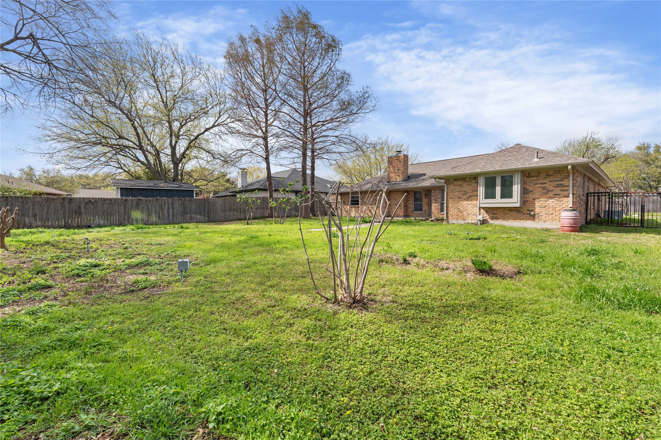 1106 Almond Drive Mansfield TX 76063